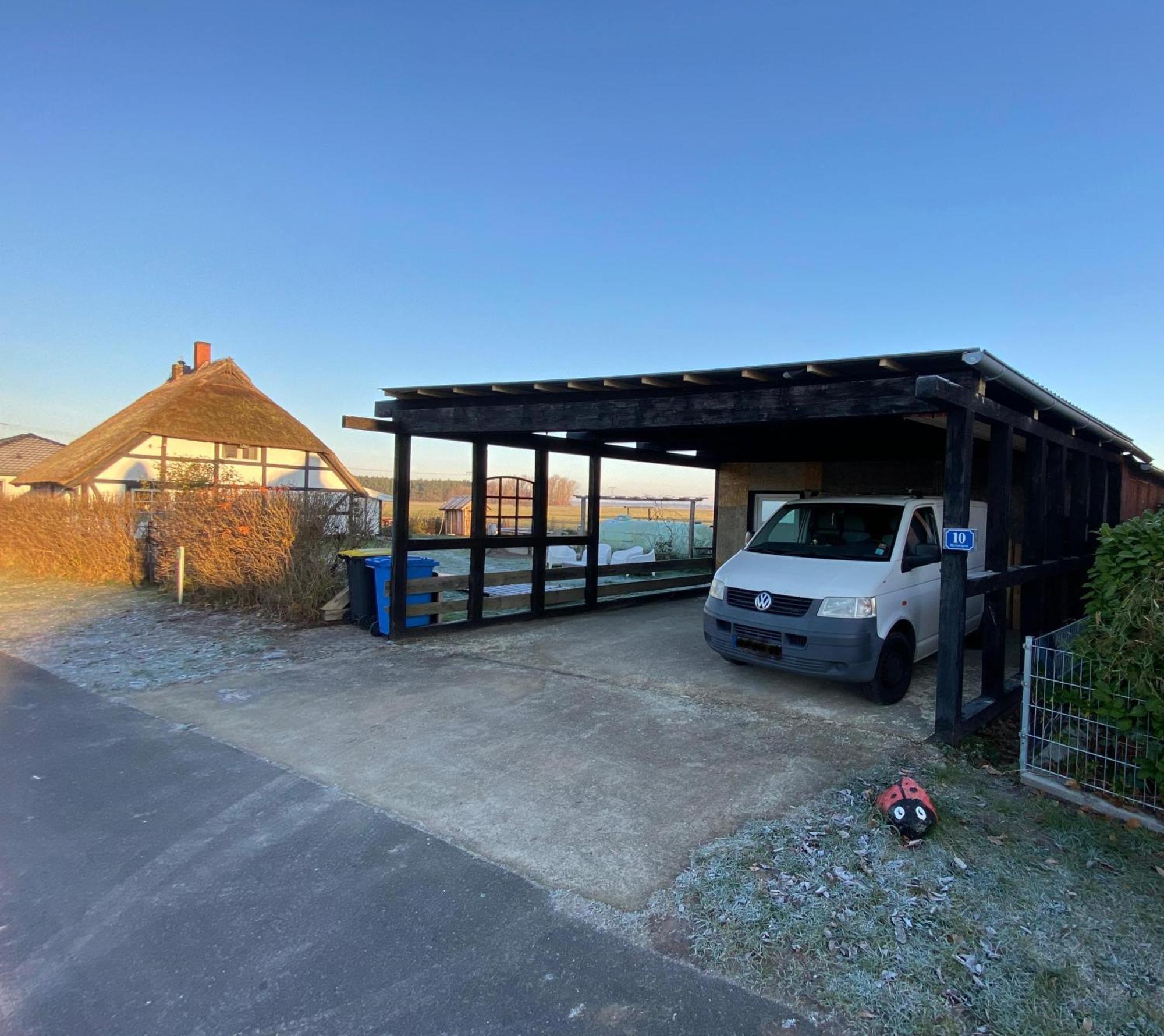 Urlaub Unterm Reetdach Auf Dem Darss Fuhlendorf (Mecklenburg-Vorpommern) Exterior foto